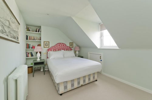 Foto 9 - Delightful Apartment in Brackenbury Village Near Hammersmith by Underthedoormat