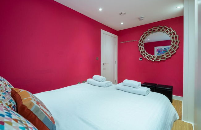 Trendy Queen s Park Home Close to Hampstead - Photo 6