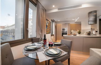 Photo 3 - Stunning Modern Apartment Close to Hyde Park by Underthedoormat