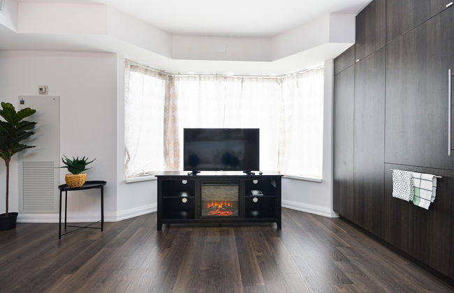 Yorkville Modern 1 Bedroom Suite Toronto - Foto 18