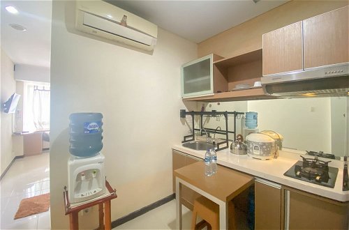 Foto 7 - Simply Look And Comfy Studio Nifarro Park Apartment