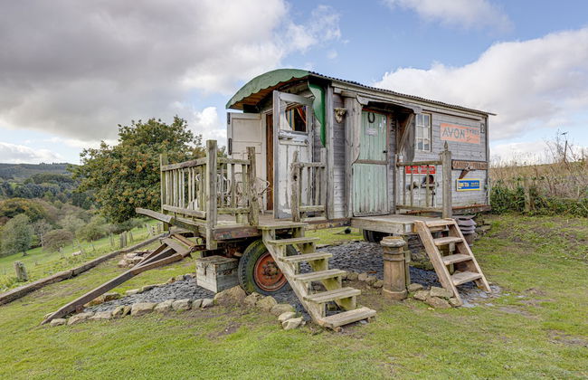 Glamping Wagon - 1 x Double Bed, 2 x Single Bed - Foto 1