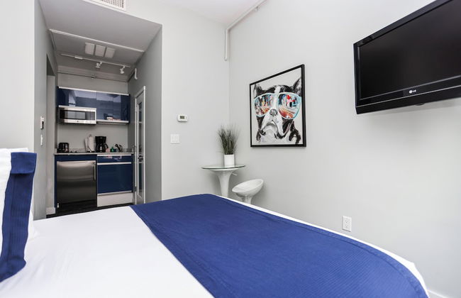 Maverick Suites at 245 Newbury St - Foto 29