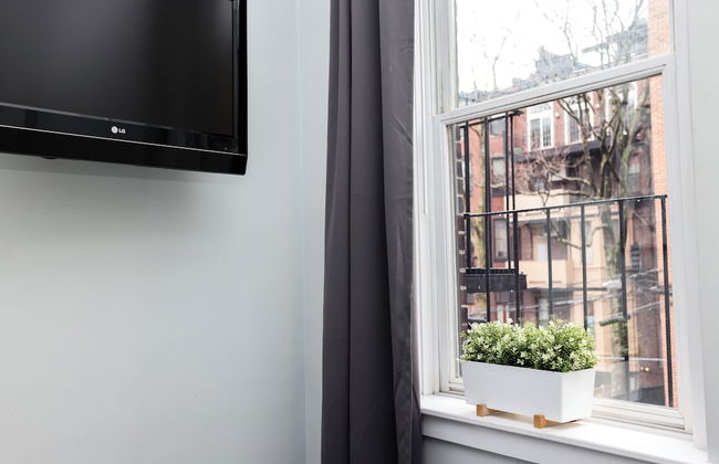 Maverick Suites at 245 Newbury St - Foto 31