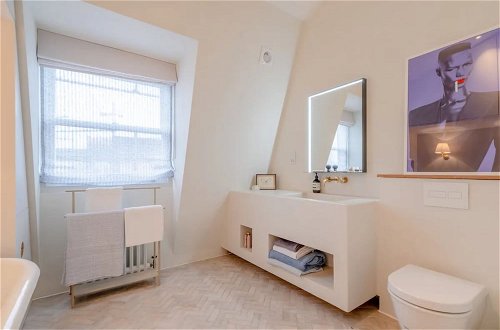 Photo 31 - Luxurious & Unique 3BD House - Brixton