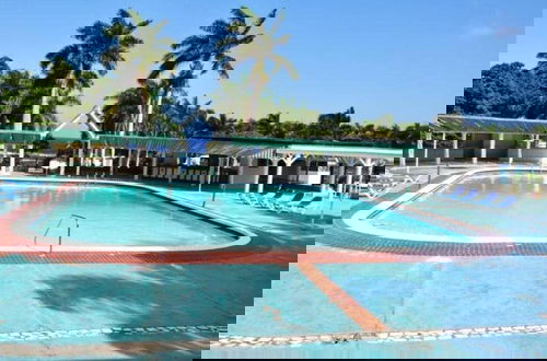 Photo 4 - Oceanview Apt - Montego Bay, Ja, Pool, Bar, Beach