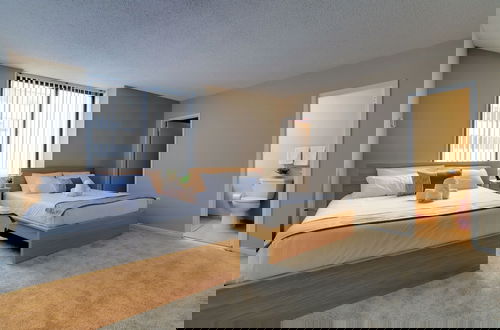 Foto 2 - Modern Apartment with Top Amenities