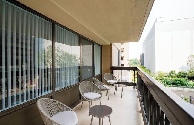 Modern Apartment with Top Amenities - Foto 22