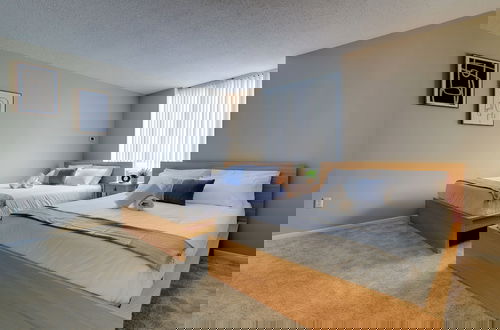 Foto 6 - Modern Apartment with Top Amenities