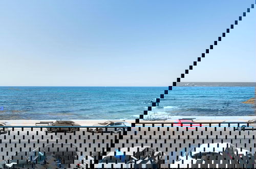 Foto 40 - The Sea Outside Apartments