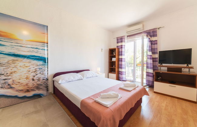 Tranquil and Stylish Apartment Kastel Novi - Foto 3