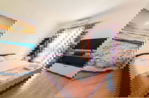 Foto 3 - Tranquil and Stylish Apartment Kastel Novi