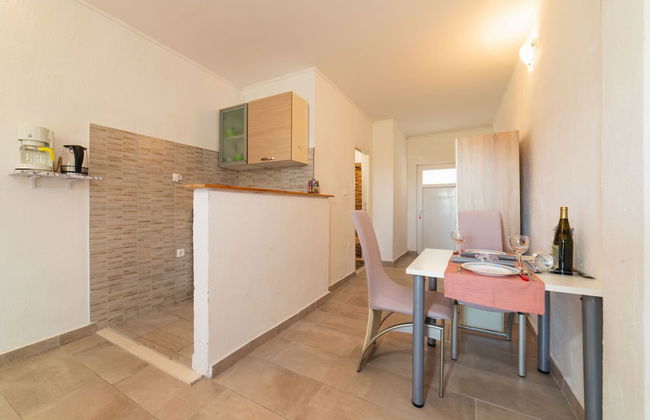 Tranquil and Stylish Apartment Kastel Novi - Foto 8