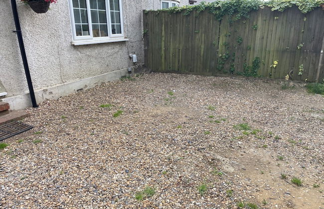 Slough - Sleeps 3 - Petfriendly - Riverside - Bay - Foto 14