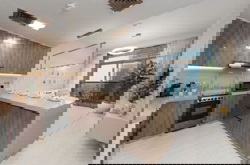 Foto 9 - Modern Living w Premium Amenities Close to Marina