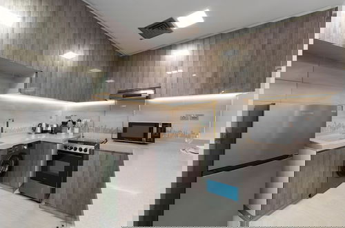 Foto 8 - Modern Living w Premium Amenities Close to Marina