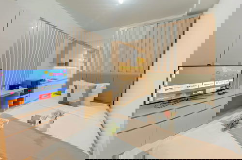 Foto 1 - Good Deal And Strategic Studio At Patraland Urbano Apartment