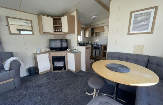 Great Caravan With Homely Feel in Clacton-on-sea - Foto 14