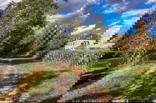 Foto 45 - Historic Mansion by the River Lot in Cenevieres