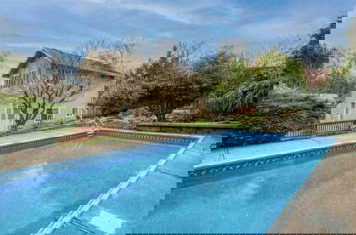 Foto 29 - Medford Home and 2 Condos With Pool and Hot tub