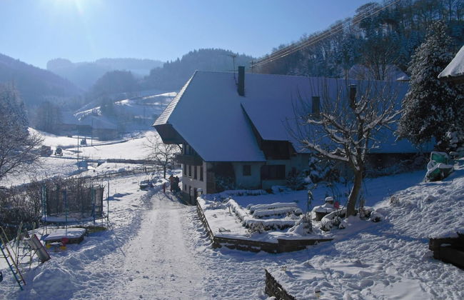 Comfortable Holiday Home in a Beautiful Location - Photo 28