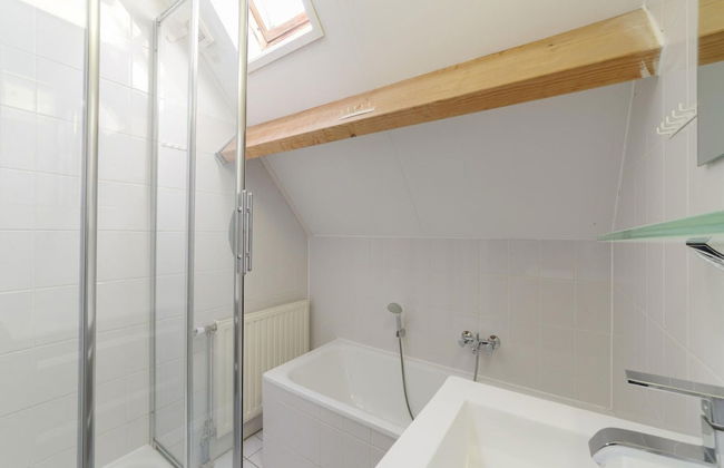 Nice Holiday Home Near Beach - Foto 10