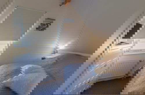 Foto 5 - Nice Holiday Home Near Beach