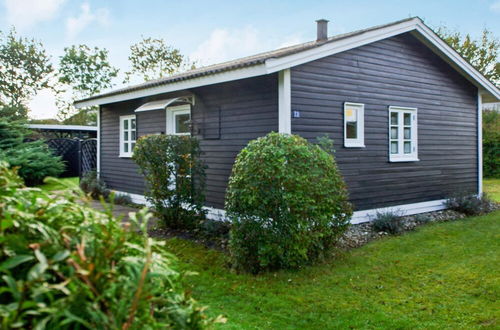 Photo 14 - Cozy Holiday Home in Hemmet near Beach