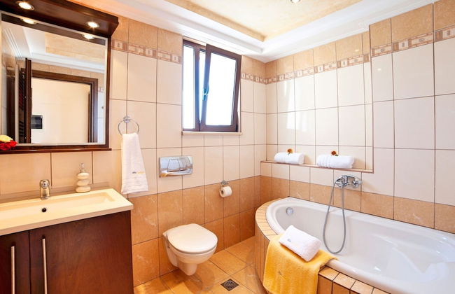 3 Villas Next to Each Other with Pool & Sea View - Foto 11