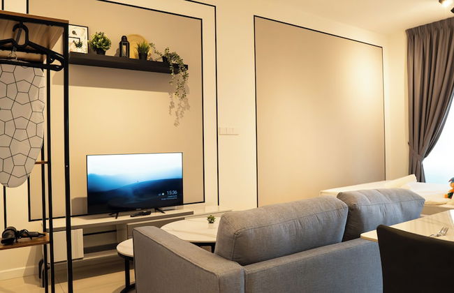 HighPark Suites by GL Play - Photo 24