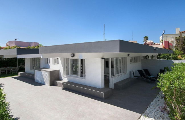 Bungalow in San Agustin With Pool - Photo 19