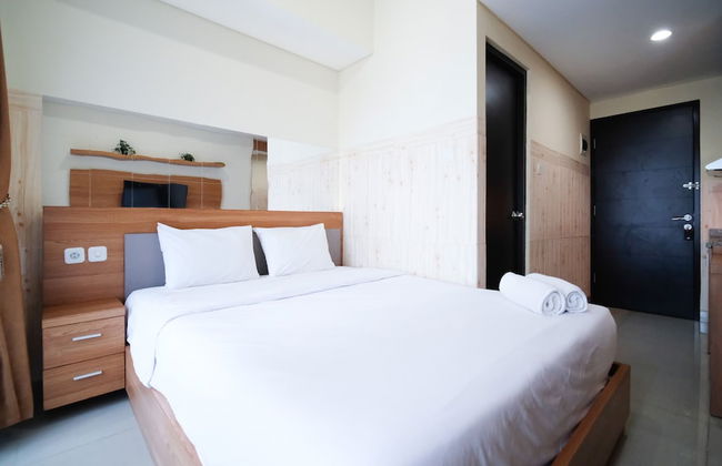 Strategic And Homey Studio At Tamasari Papilio Apartment - Photo 3