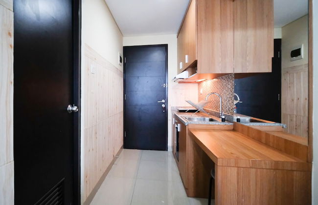 Strategic And Homey Studio At Tamasari Papilio Apartment - Photo 7