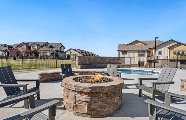Serene Retreat With Hot Tub, Sauna, Pool & Gym - Photo 44