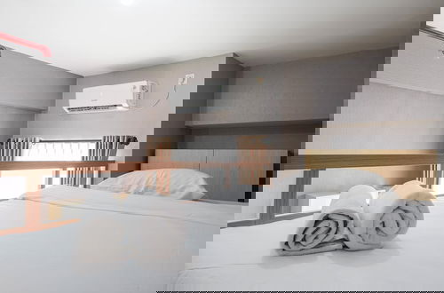 Foto 6 - Comfy And Minimalist Studio Dave Apartment Near Universitas Indonesia