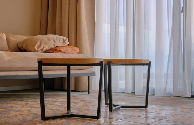 AZAR LUXURY SUITES - Photo 51