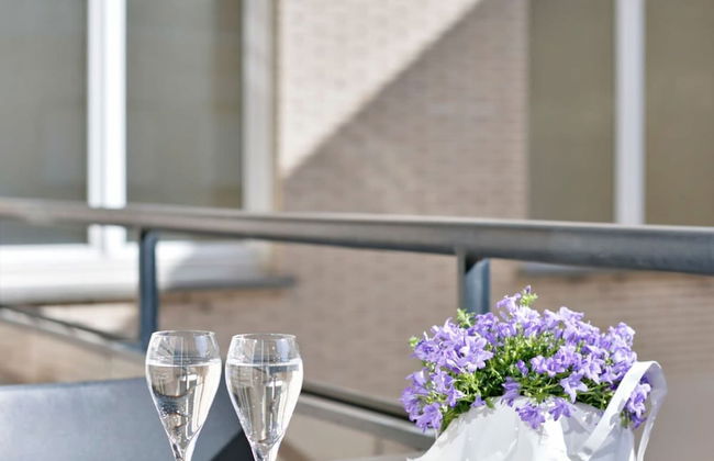 Sunny and Stylish Studio at the Zeedijk of Knokke - Photo 15