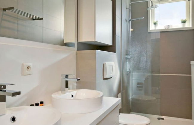 Sunny and Stylish Studio at the Zeedijk of Knokke - Photo 4