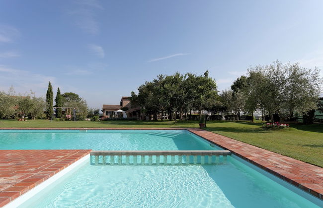 Modern Holiday Home in Foiano Della Chiana With Pool - Foto 53