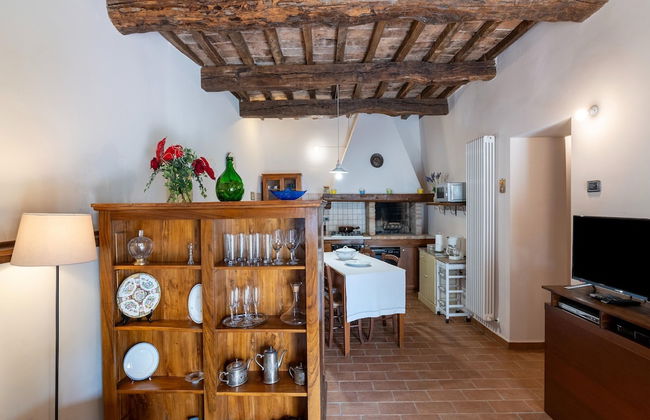 Graceful Holiday Home in Acqualagna With Swimming Pool - Photo 38