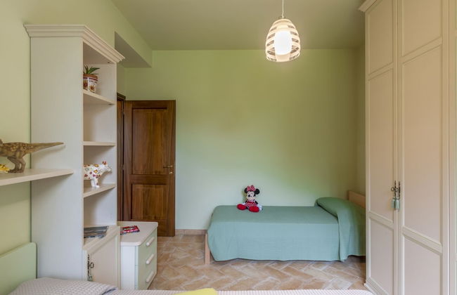 Inviting Holiday Home in San Costanzo With Swimming Pool - Foto 7
