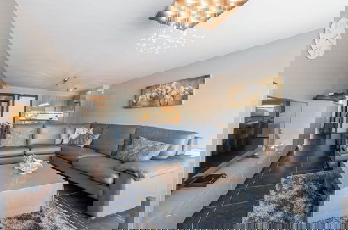 Foto 42 - Bright Apartment With Parking Near the Beach