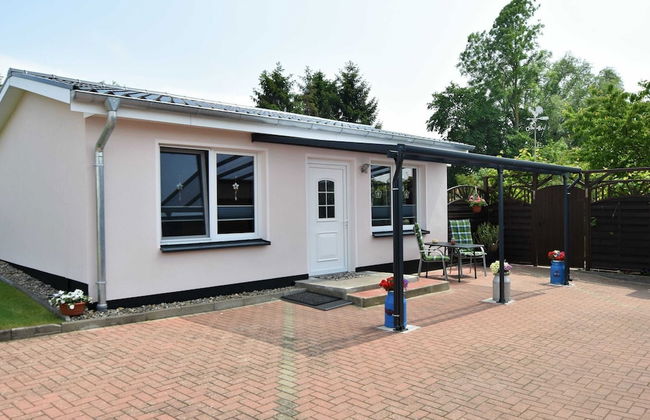 Modern Bungalow in Warnkenhagen Near Wellness - Foto 37