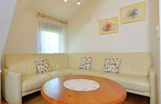 Quaint Apartment in Eimelrod near Lake & Water Sports - Foto 10