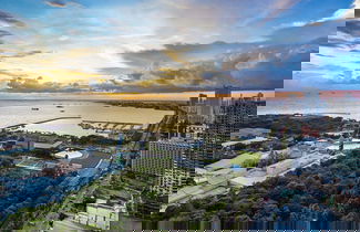 Foto 1 - SM Breeze Residences Pasay Malate