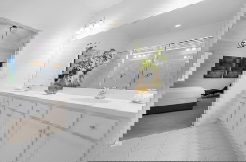 Foto 43 - Awesome Games Room Cinema Theme Rooms and More