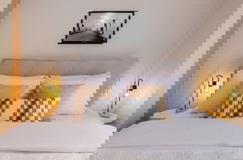 Foto 2 - Phaedrus Living Moschato City Flat