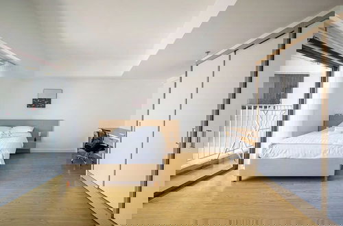Photo 23 - Masteri Luxury City Apartment