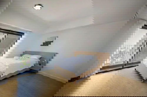Photo 25 - Masteri Luxury City Apartment
