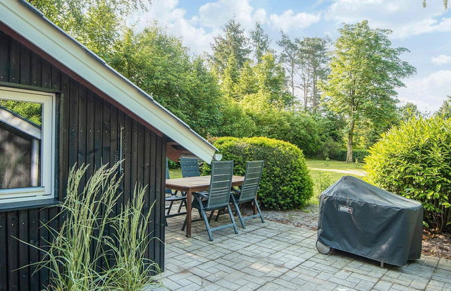 Family Cottage With Terrace and Lawn - Foto 48